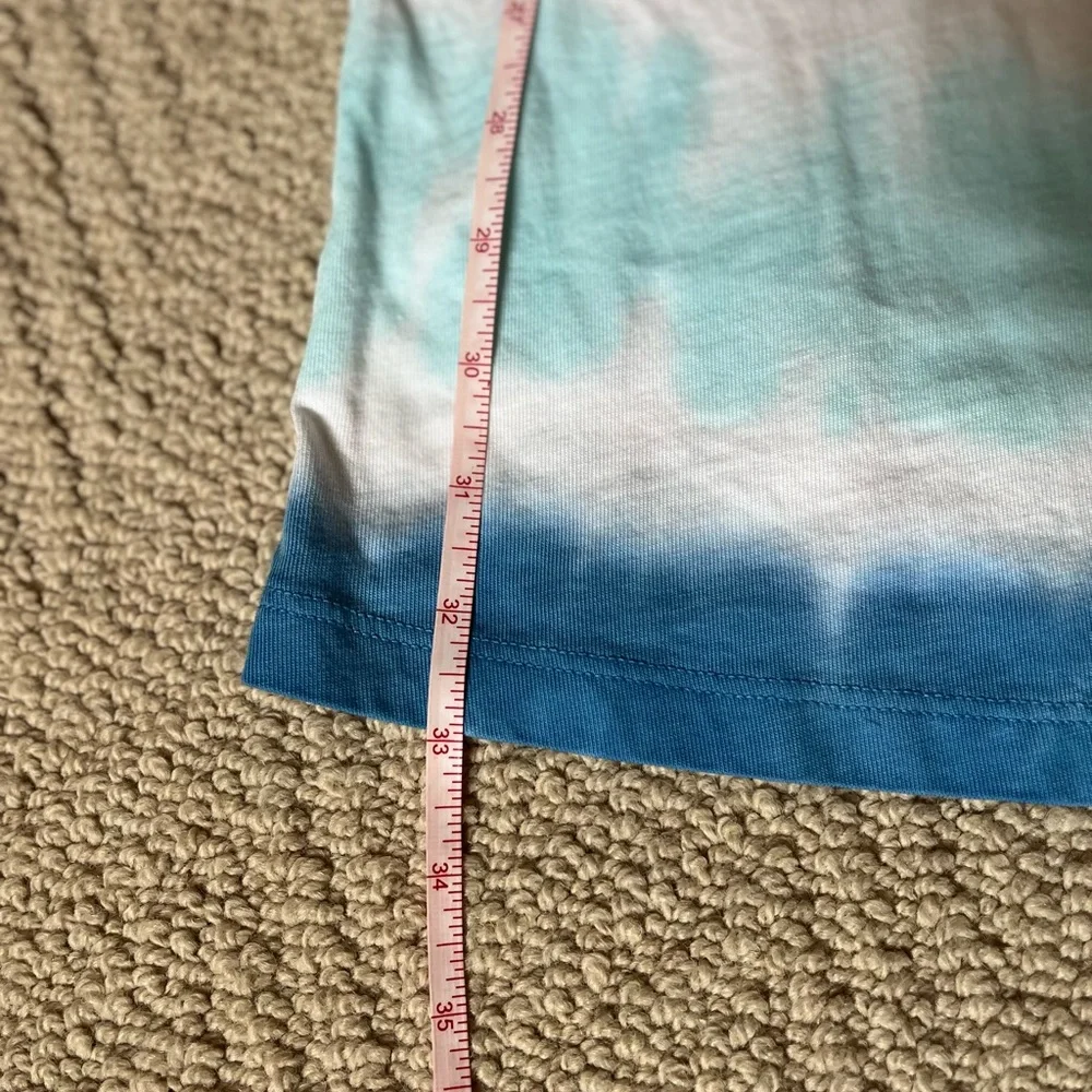 NWOT Vineyard Vines Tie Dye T-Shirt Dress